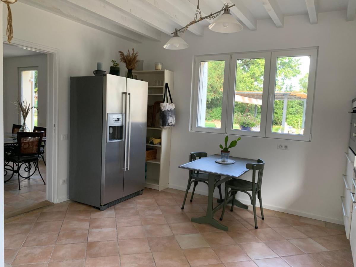 Ambares-et-LagraveBatisse En Pierre XVII Siecle 115 M² Avec Terrasse别墅 外观 照片