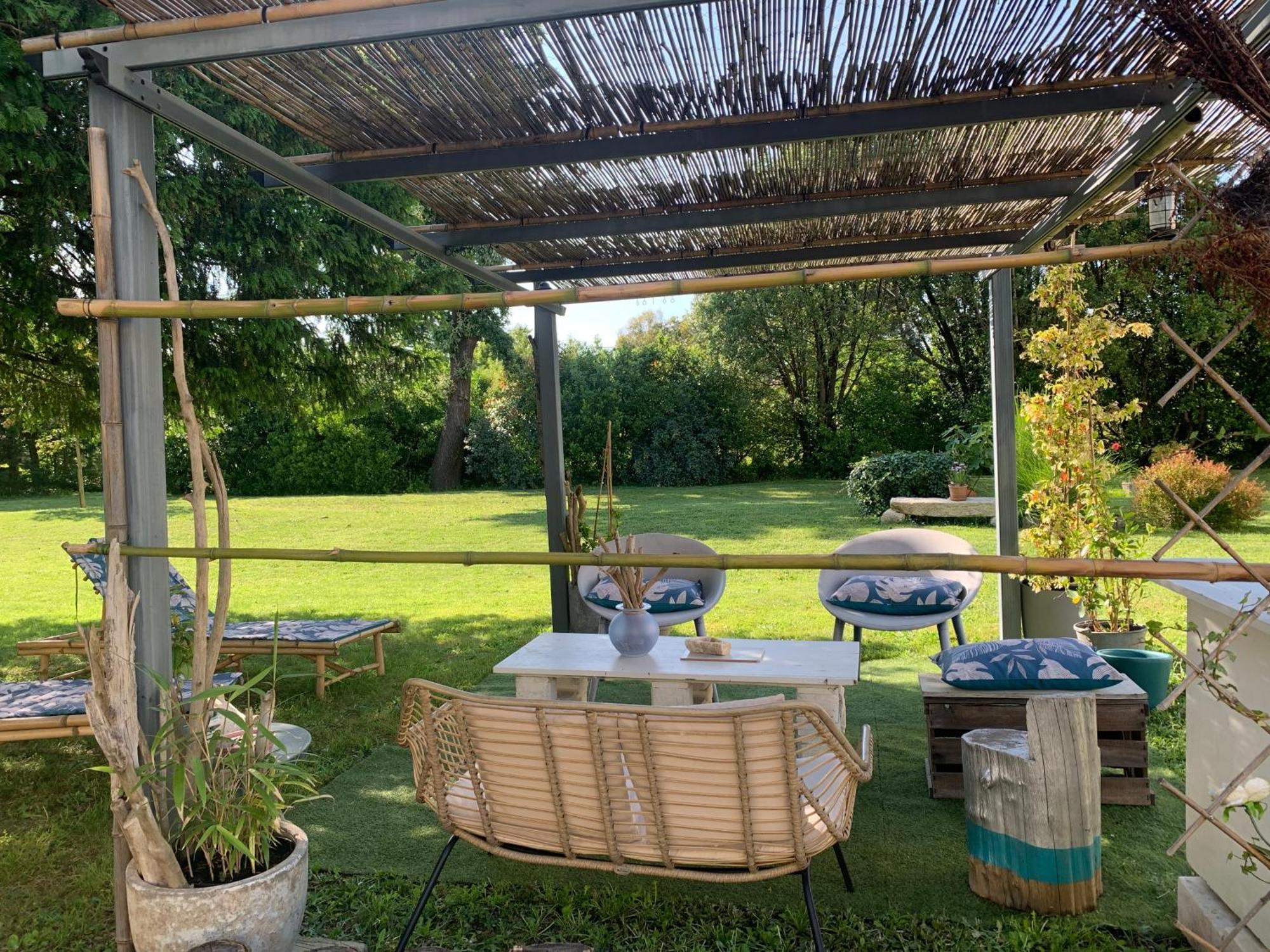 Ambares-et-LagraveBatisse En Pierre XVII Siecle 115 M² Avec Terrasse别墅 外观 照片