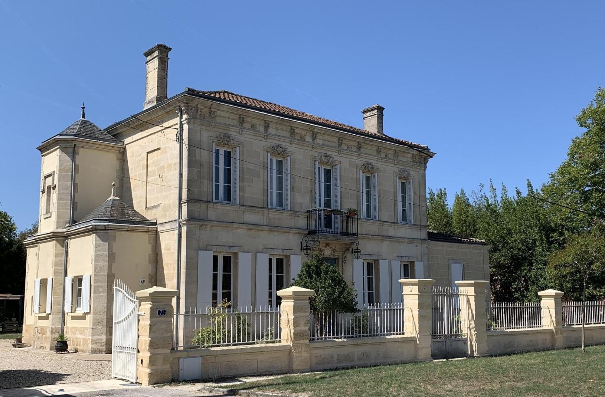Ambares-et-LagraveBatisse En Pierre XVII Siecle 115 M² Avec Terrasse别墅 外观 照片